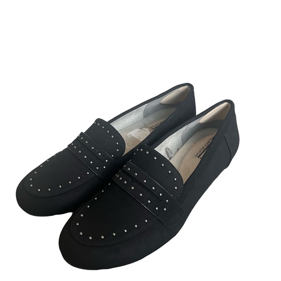 Cliffs by WHITE MOUNTAIN Black Studded Loafers. NWOT. Size 9. Great Condition. - Picture 3 of 7